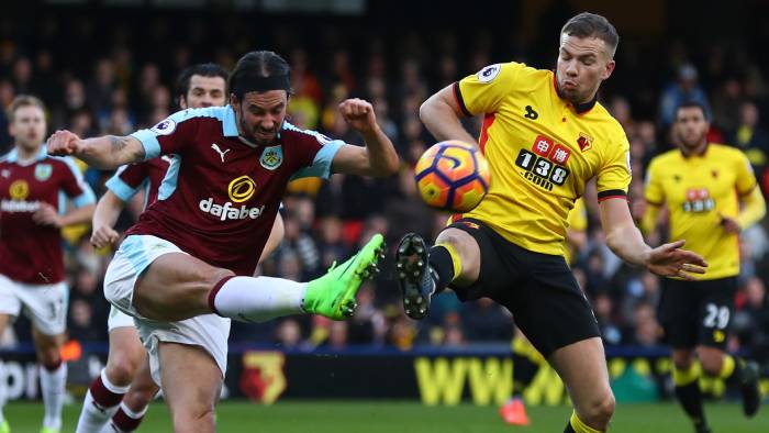 Soi kèo bóng đá Burnley vs Watford – Ngoại hạng Anh – 26/06/2020