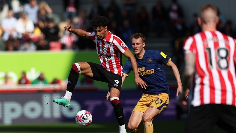 Soi kèo Newcastle vs Brentford – 02h45 – 19/12 – Cup liên đoàn Anh