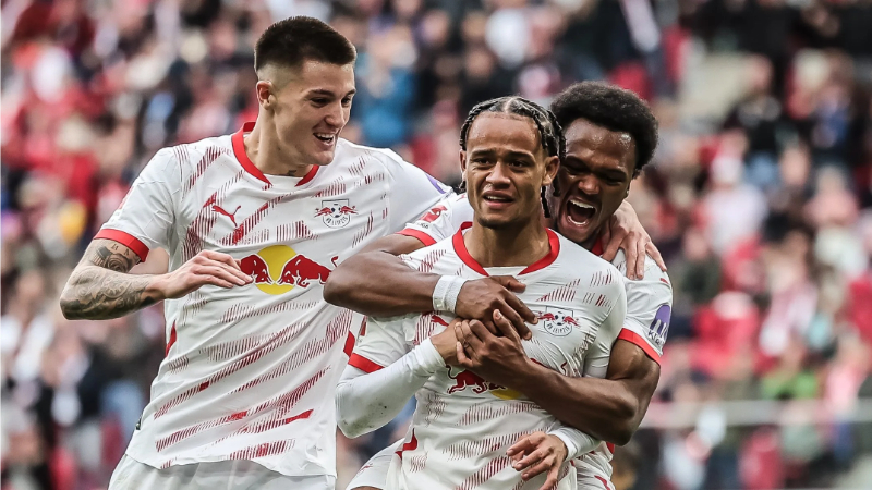 Augsburg vs RB Leipzig